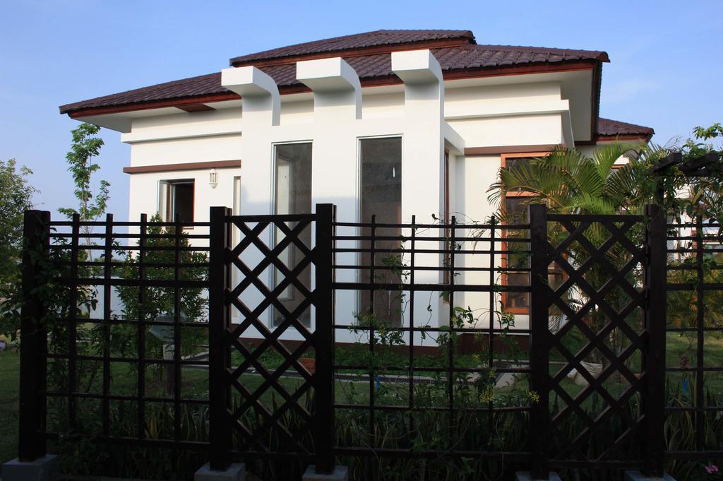 The Golden Lake Hotel Naypyidaw Luaran gambar