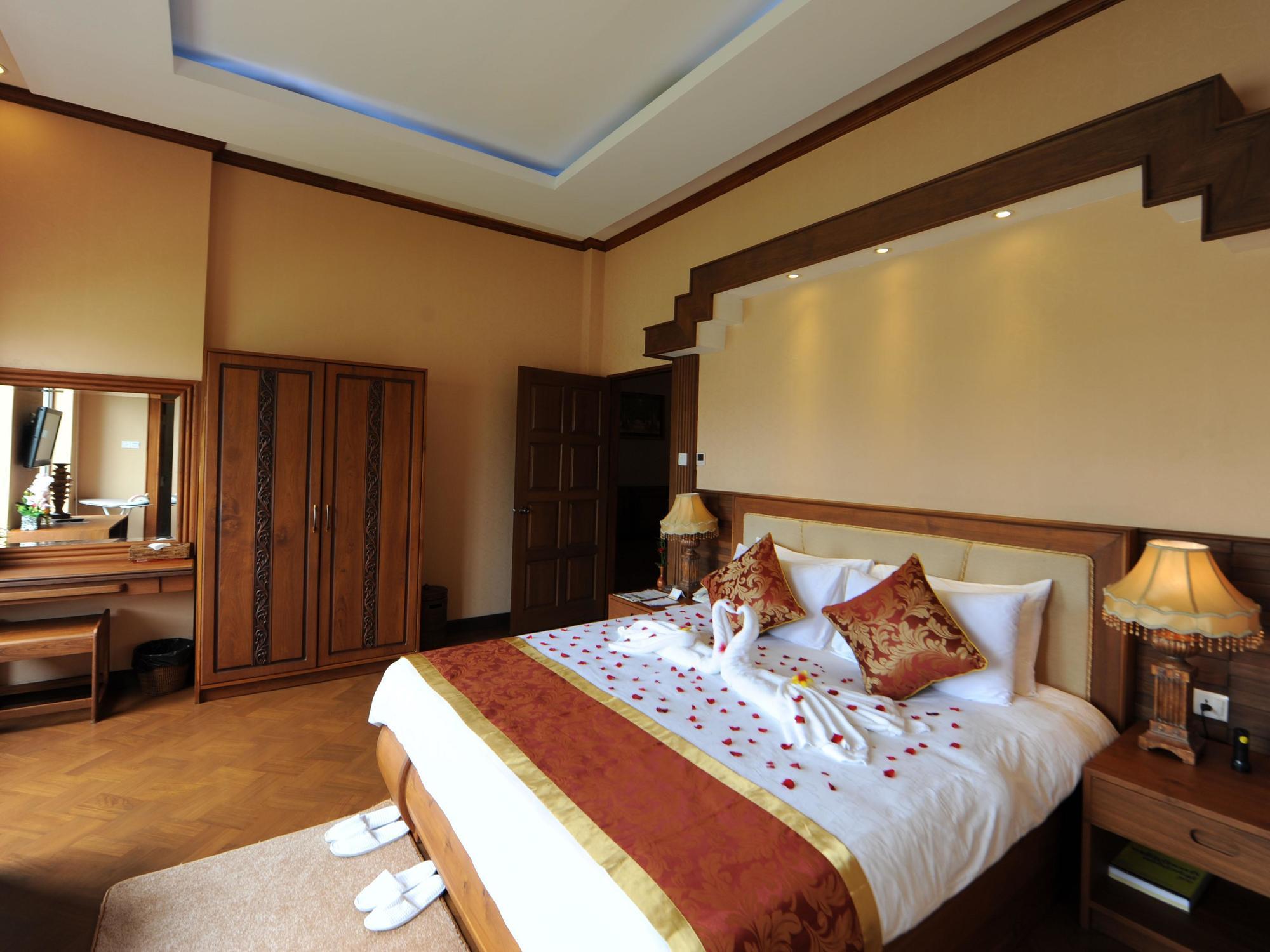 The Golden Lake Hotel Naypyidaw Luaran gambar